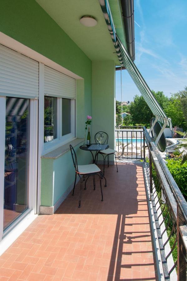 Apartment Lala & Nina Баньоле Екстер'єр фото