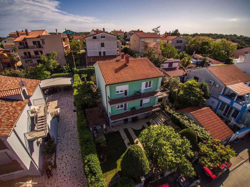 Apartment Lala & Nina Баньоле Екстер'єр фото